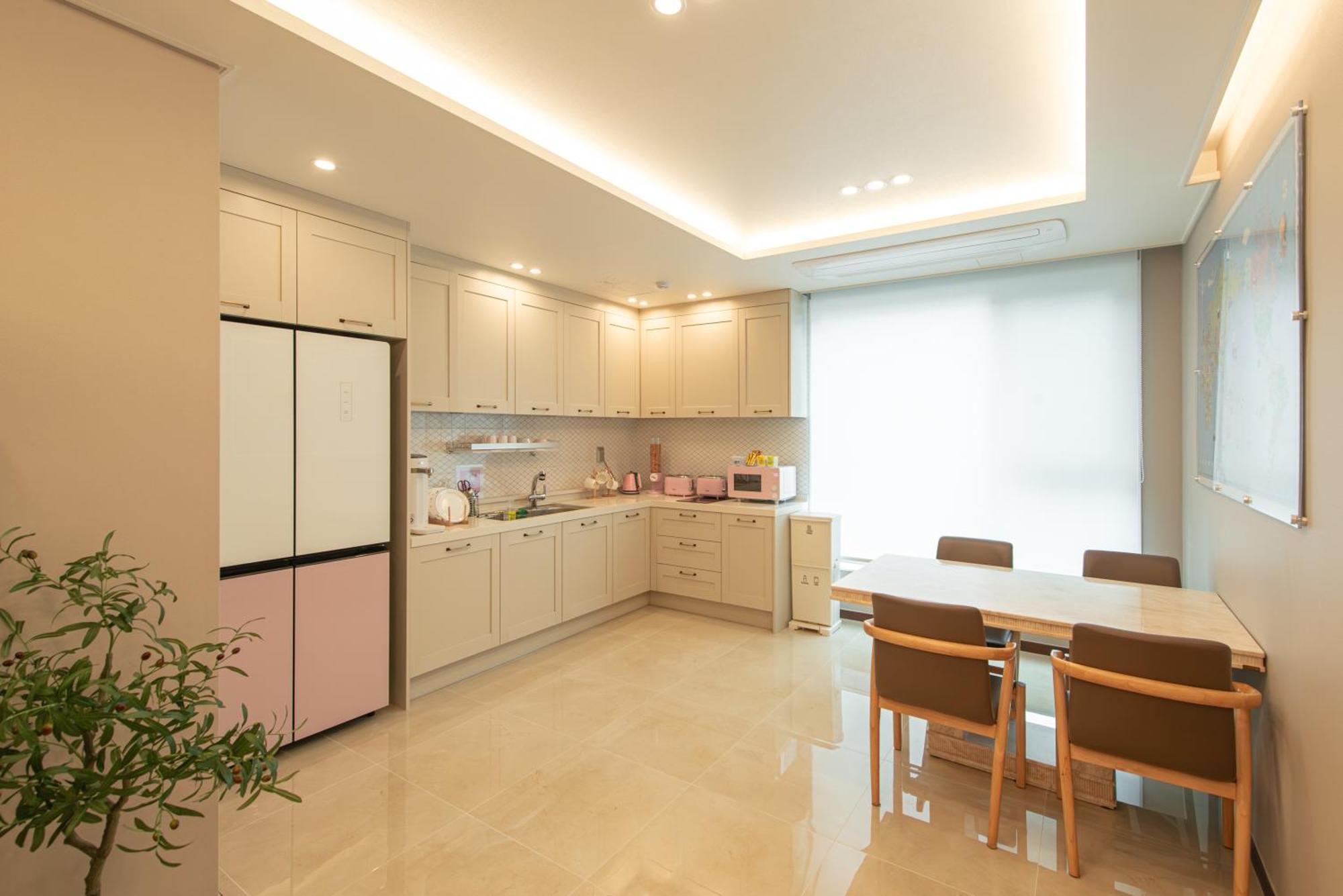 Incheon Airport Guest House King المظهر الخارجي الصورة